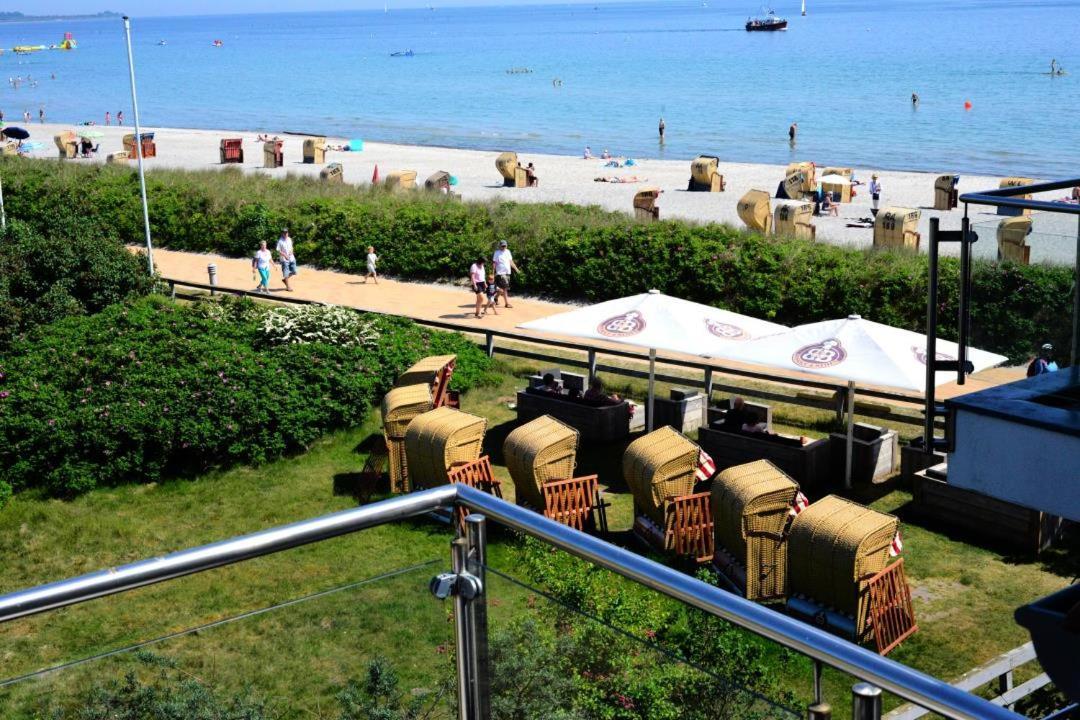 Traumhafter Ostsee-Ausblick, Fewo Direkt Am Strand Fehmarn Exterior foto