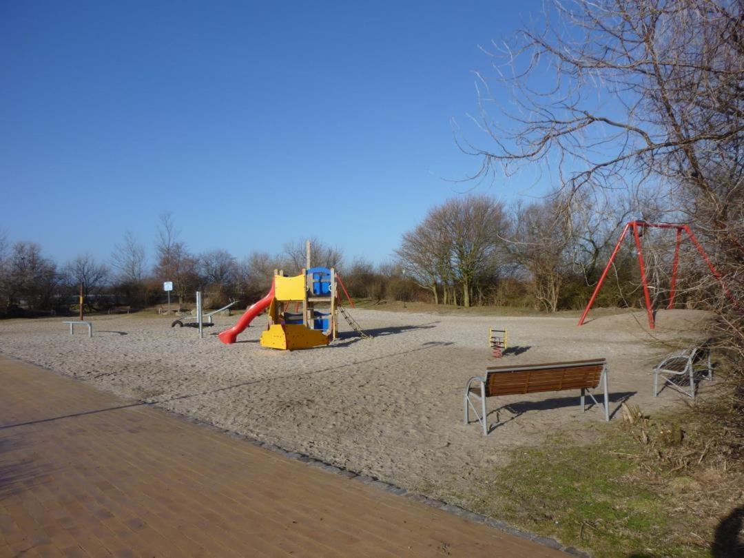 Traumhafter Ostsee-Ausblick, Fewo Direkt Am Strand Fehmarn Exterior foto